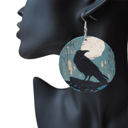 Pendientes de luna de cuervo de madera de musgo
