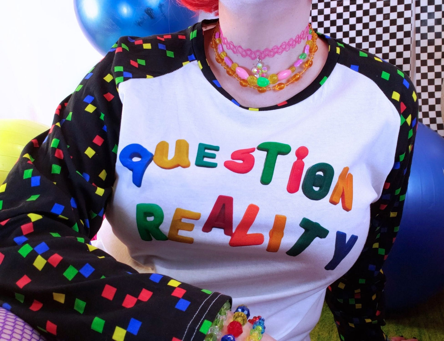 quEsTiON REALiTY long sleeve tshirt