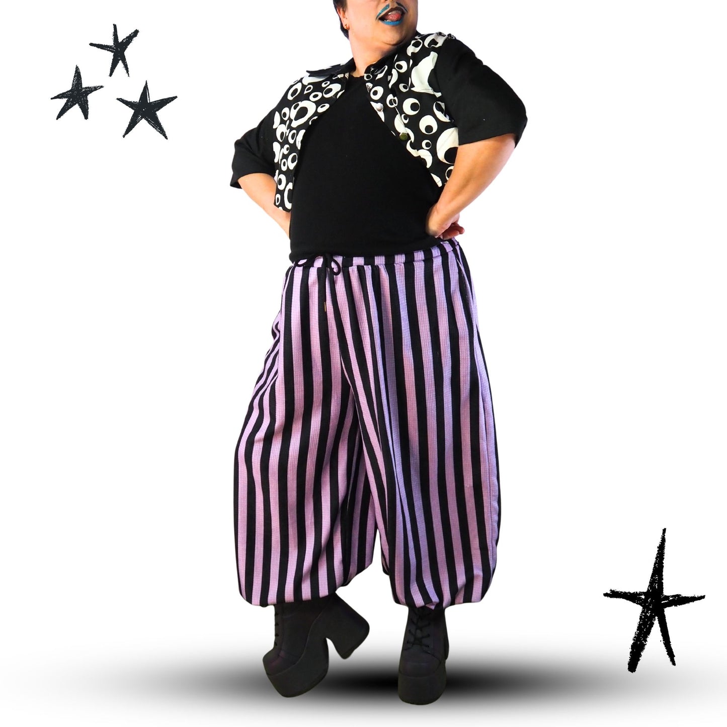 Amethystfarbene, gestreifte, weite Clownshose