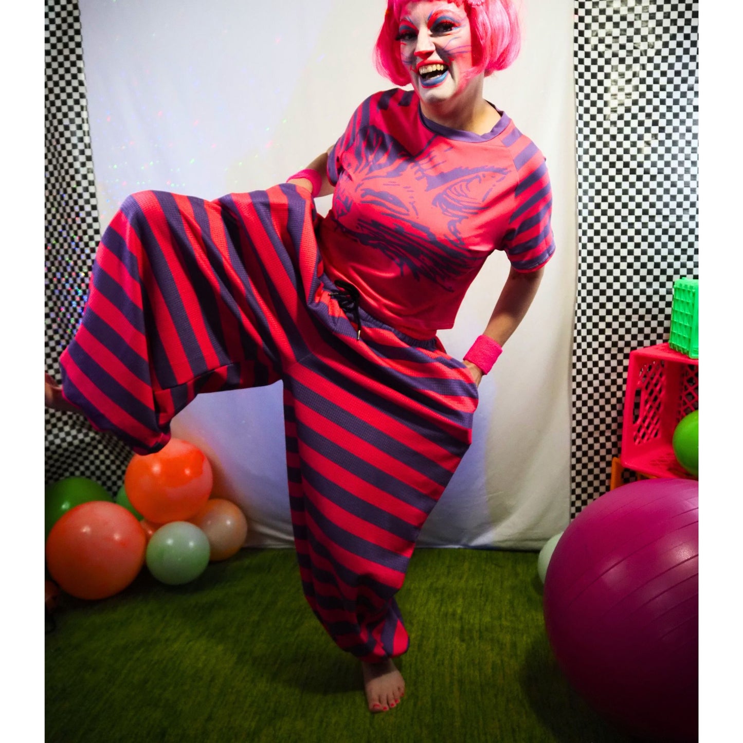 Pantalones abullonados de gato de Cheshire