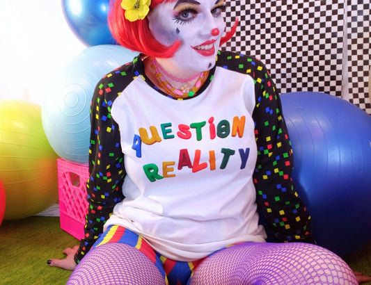 quEsTiON REALiTY long sleeve tshirt